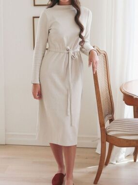 Dainty Jewells Cream Long-Sleeve Tie-Waist Midi Dress